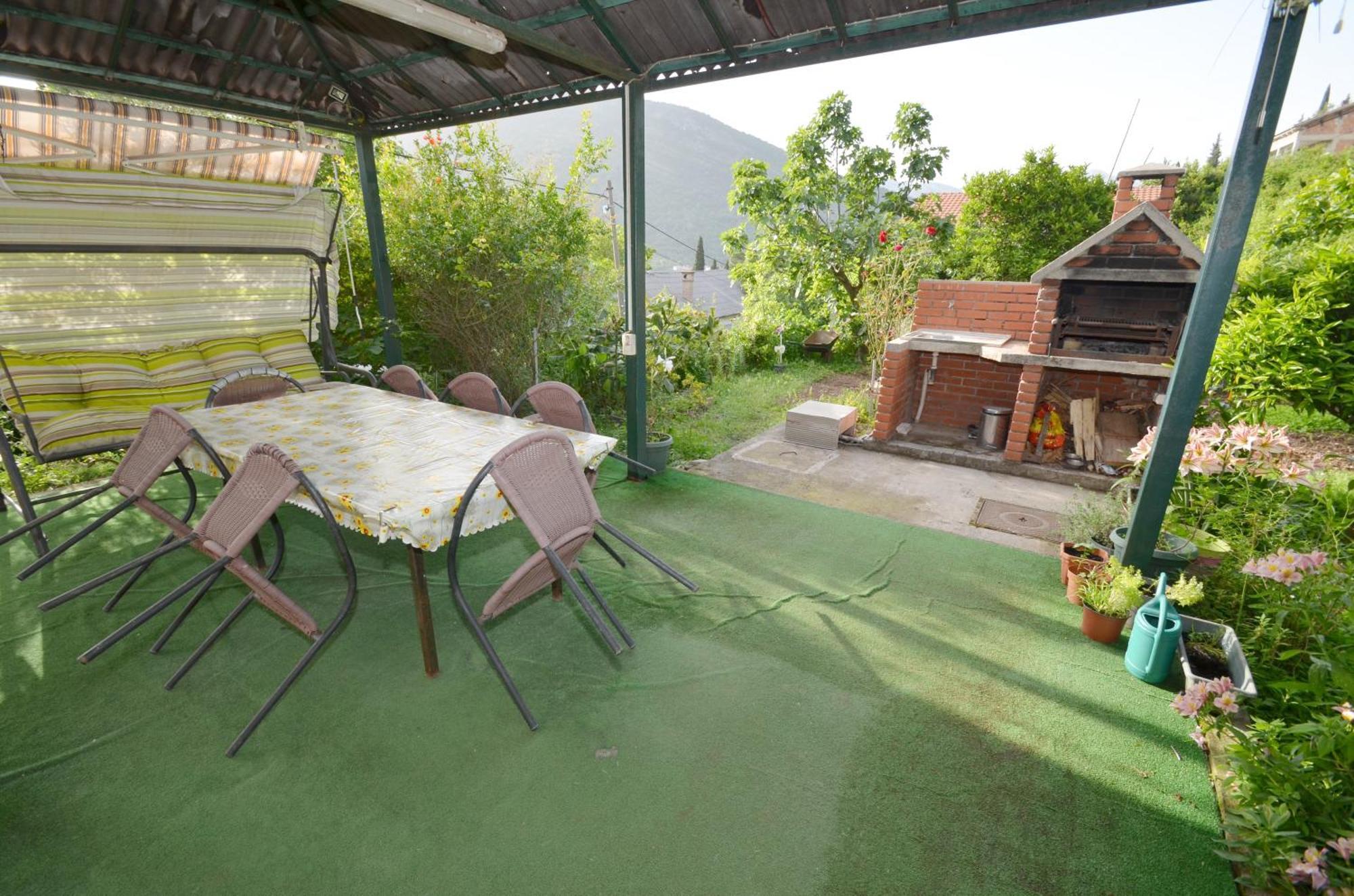 Apartments Dinko Zifra Tivat Bagian luar foto
